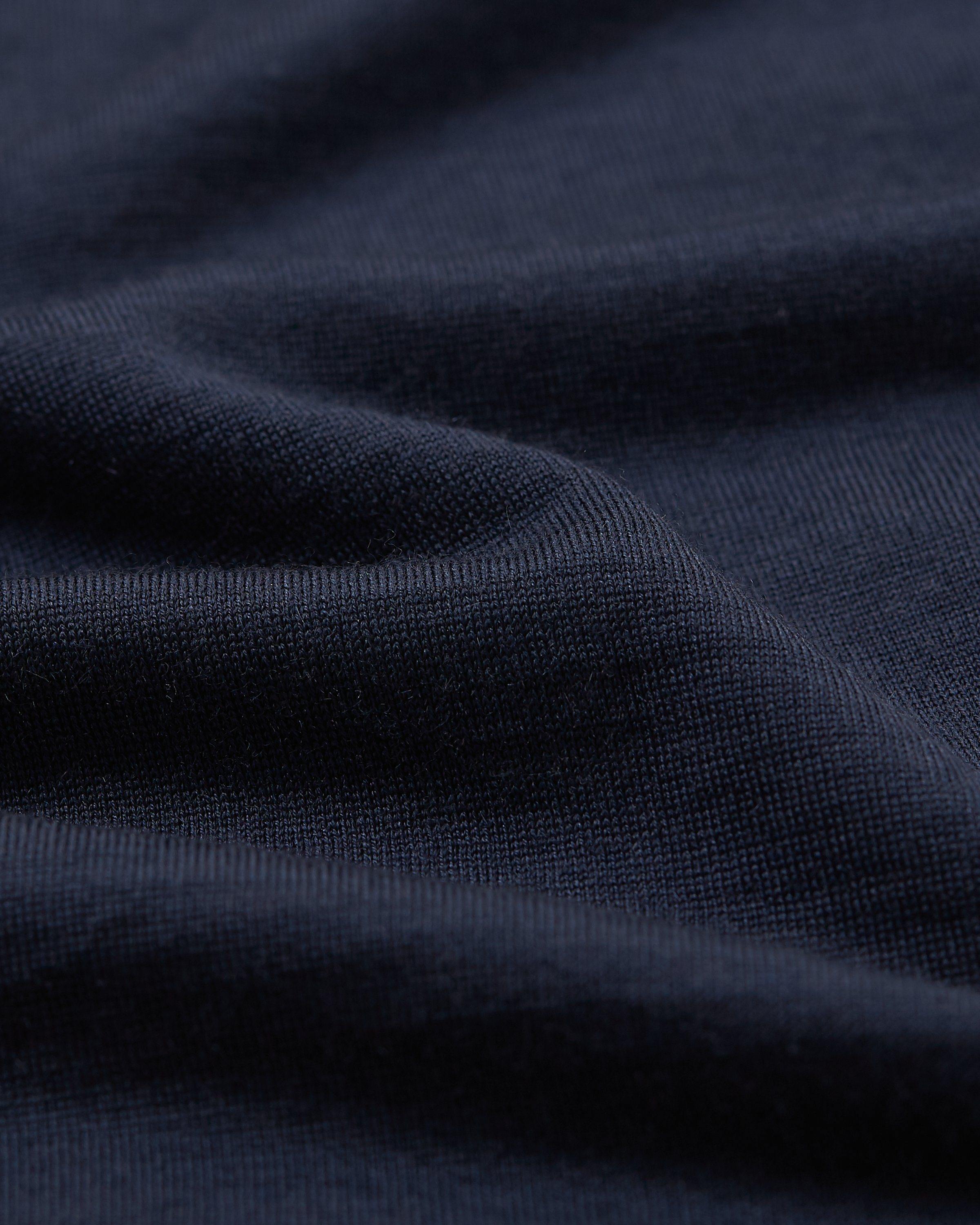 W's Traveler Merino Tee.